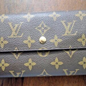 Used LOUIS VUITTON Sarah Wallet Monogram Portefeuille